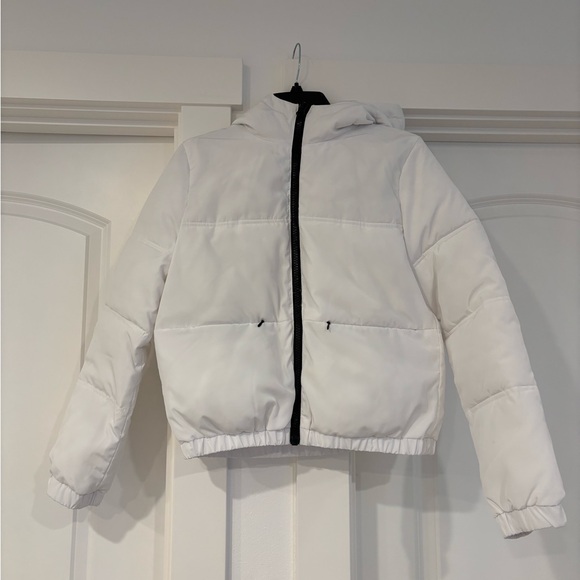 H&M Jackets & Blazers - H&M White Puffer Jacket